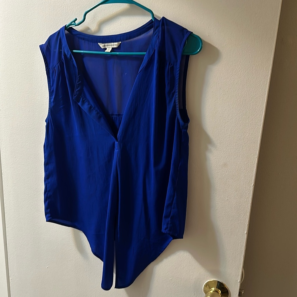Sleeveless blouse
